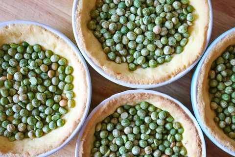 gebacken Tartes mit Erbsen