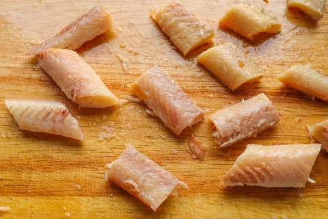 Aalfilets portionieren