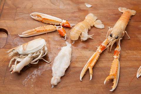 Der echte Scampi ist ein kleiner Krebs und schmeckt vorzüglich!